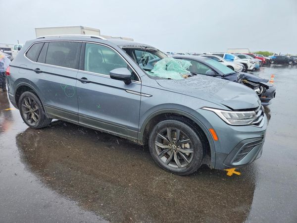 2022 VOLKSWAGEN TIGUAN