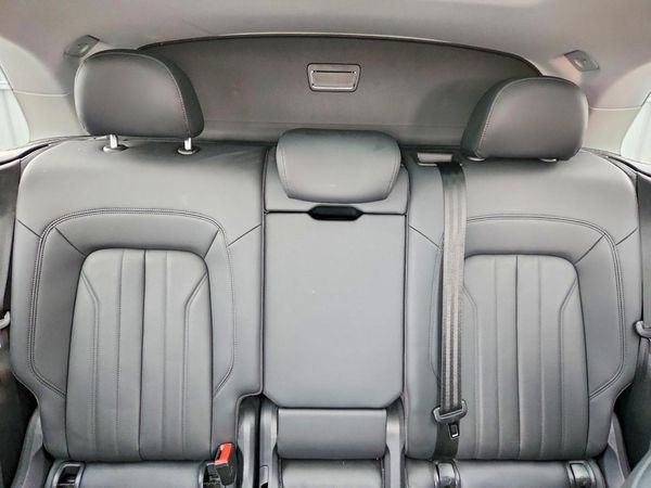 2019 AUDI Q5 quattro Prestige