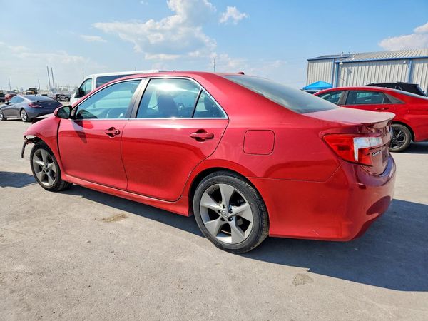 2012 TOYOTA CAMRY