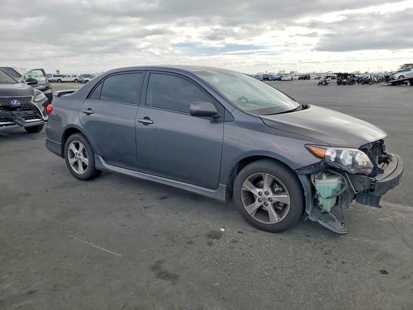 2012 TOYOTA COROLLA