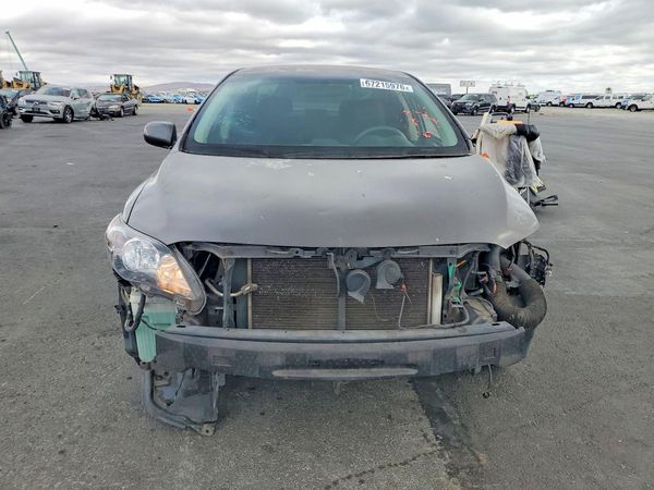 2012 TOYOTA COROLLA