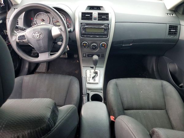 2012 TOYOTA COROLLA
