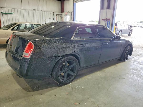 2013 CHRYSLER 300