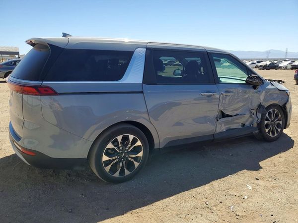 2024 KIA CARNIVAL