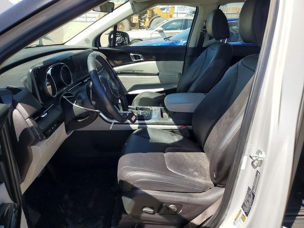 2024 KIA CARNIVAL