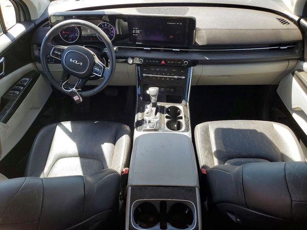 2024 KIA CARNIVAL