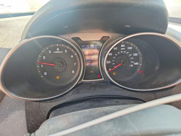 2014 HYUNDAI VELOSTER