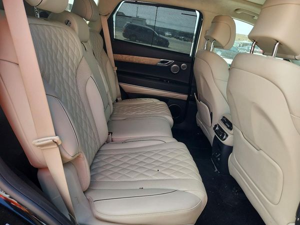 2023 GENESIS GV80