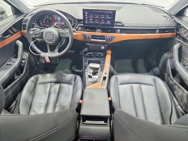 2020 AUDI A4 Premium