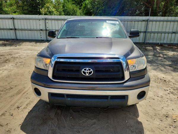 2012 TOYOTA TUNDRA SR5