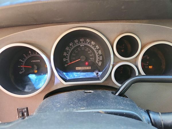 2012 TOYOTA TUNDRA SR5