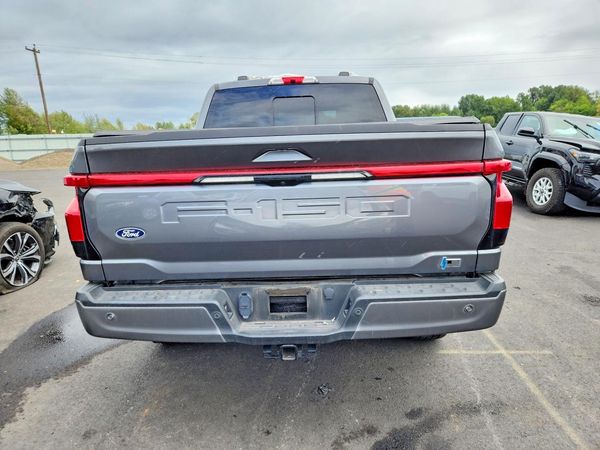2024 FORD F150