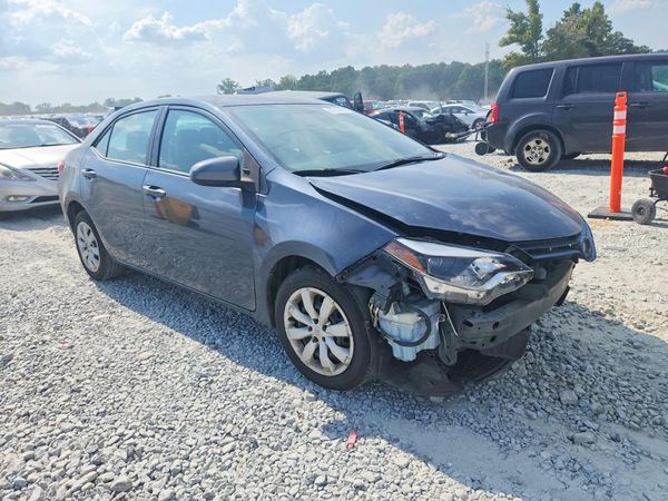 2015 TOYOTA COROLLA