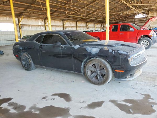 2016 DODGE CHALLENGER SXT