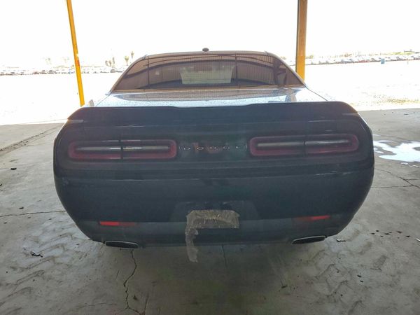 2016 DODGE CHALLENGER SXT