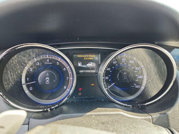 2014 HYUNDAI SONATA