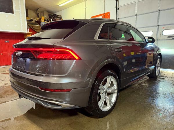 2019 AUDI Q8