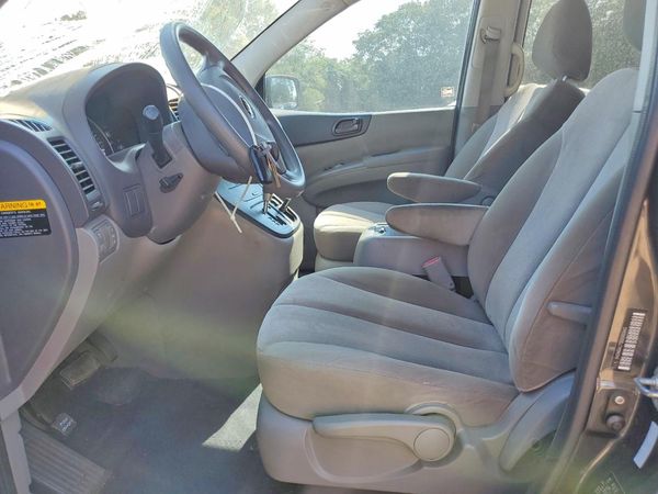 2014 KIA SEDONA GL