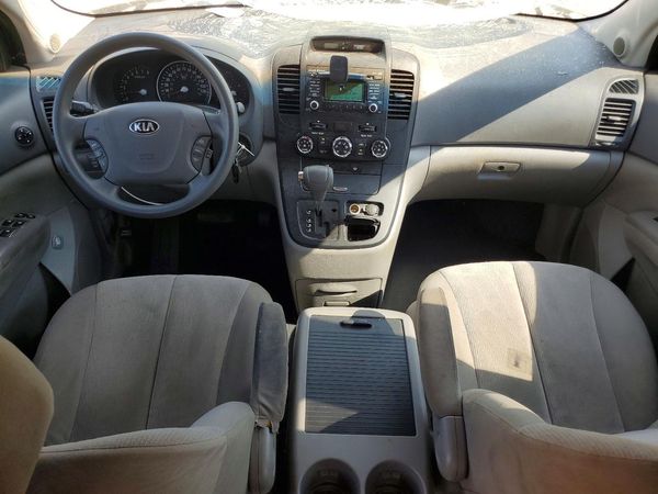 2014 KIA SEDONA GL