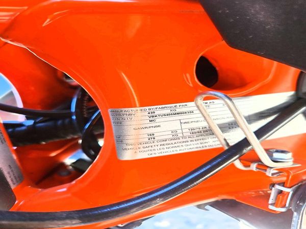 2021 KTM 890