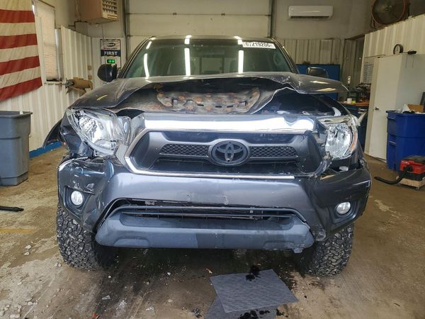 2015 TOYOTA TACOMA Delux Grade — DIRF