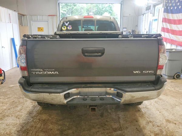 2015 TOYOTA TACOMA Delux Grade — DIRR