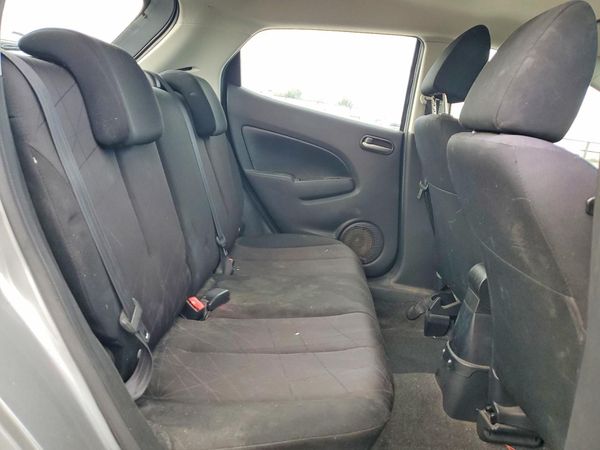 2013 MAZDA MAZDA2