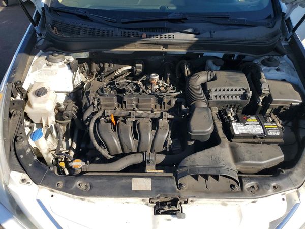 2012 HYUNDAI SONATA