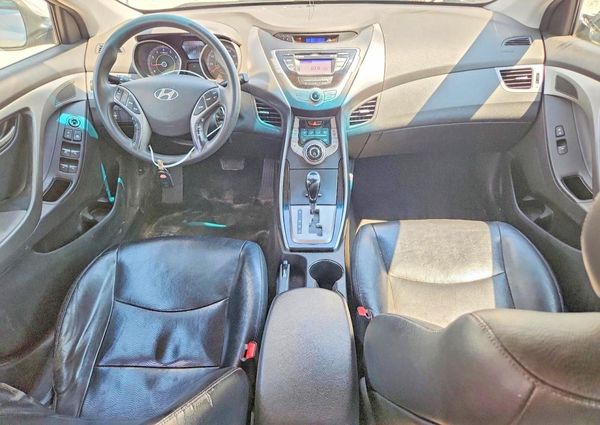 2013 HYUNDAI ELANTRA