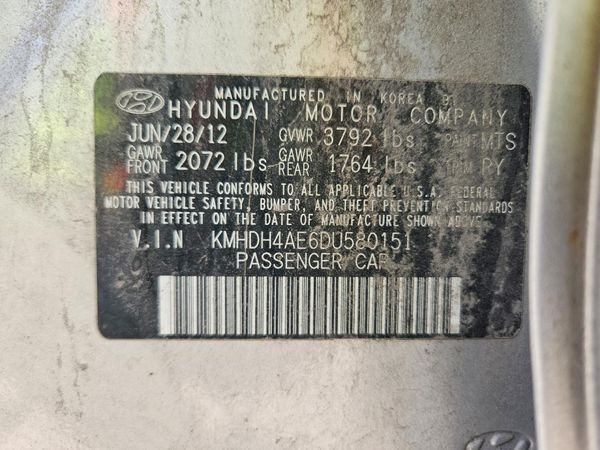 2013 HYUNDAI ELANTRA