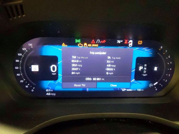 2024 VOLVO XC60 Plus Dark