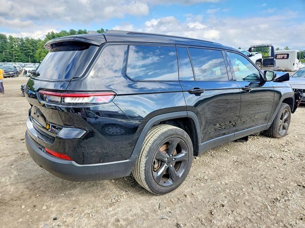 2023 JEEP GRAND CHEROKEE Laredo, Altitude