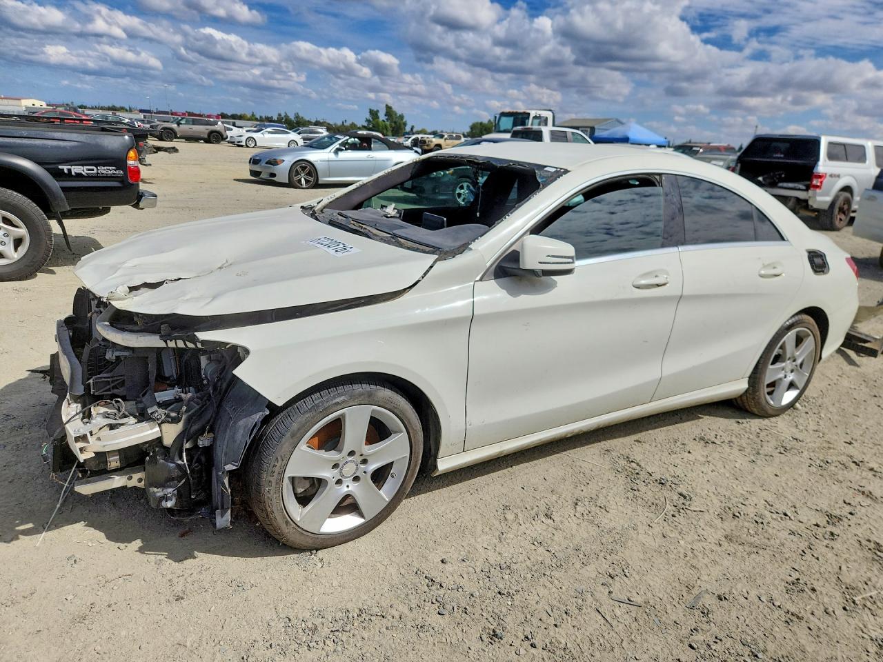 2015 MERCEDES-BENZ CLA-CLASS CLA250 — Front 3/4