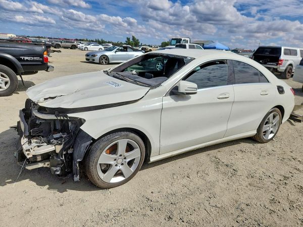 2015 MERCEDES-BENZ CLA-CLASS CLA250 — Front 3/4