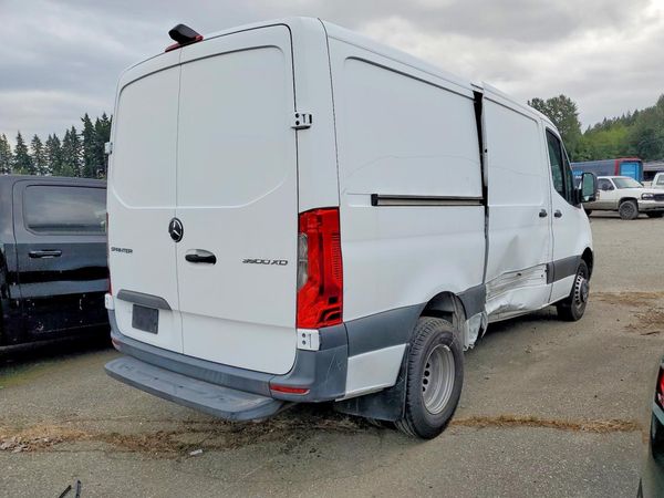 2020 MERCEDES-BENZ SPRINTER 907 (VS30)