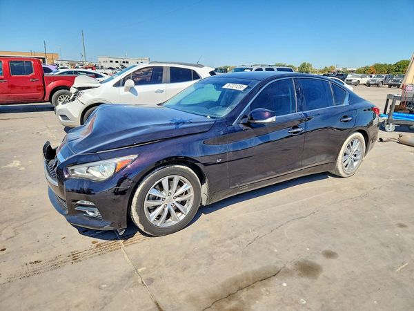 2015 INFINITI Q50