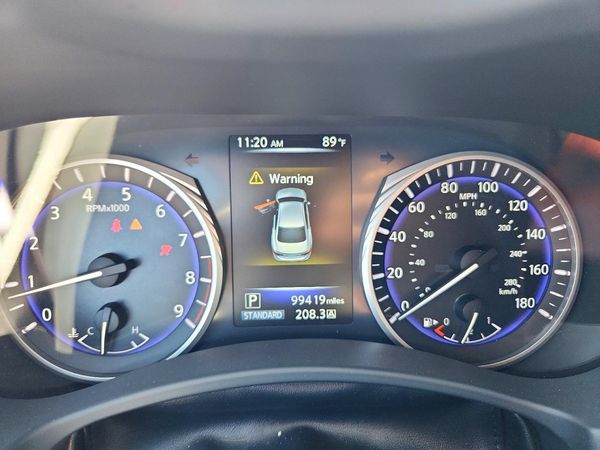2015 INFINITI Q50