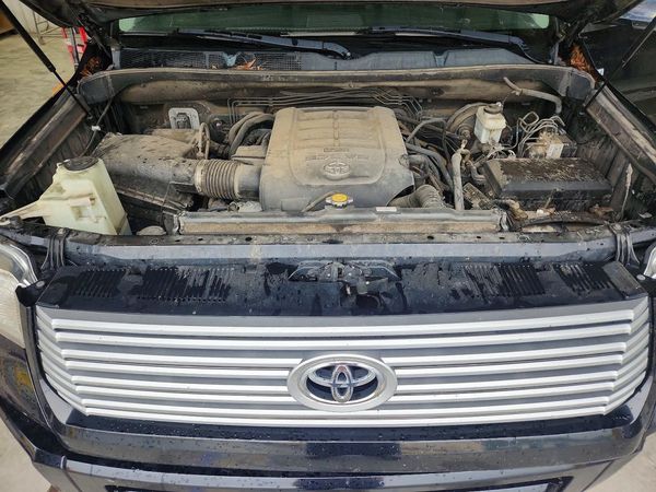 2016 TOYOTA TUNDRA