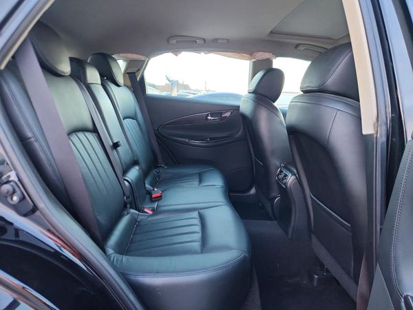 2017 INFINITI QX50