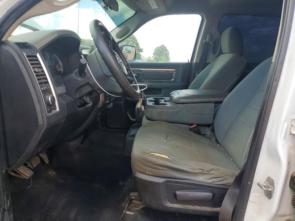 2013 RAM 1500 SLT
