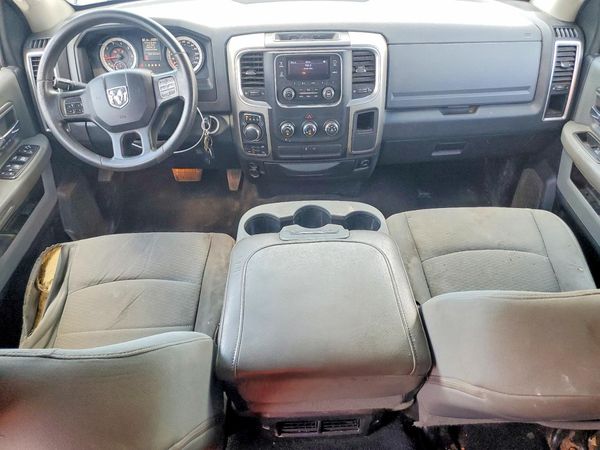 2013 RAM 1500 SLT