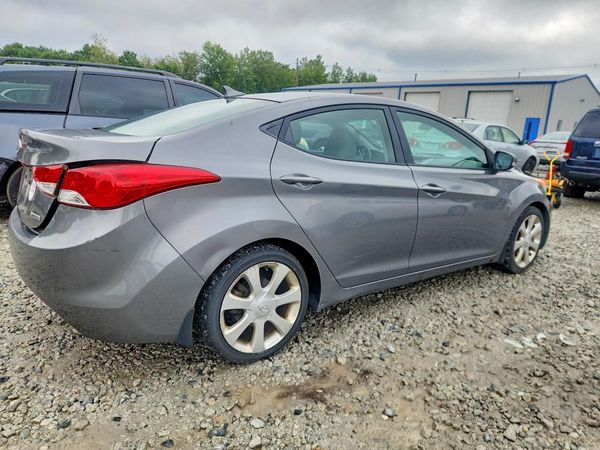 2012 HYUNDAI ELANTRA GLS(Middle grade)