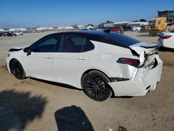 2022 TOYOTA CAMRY