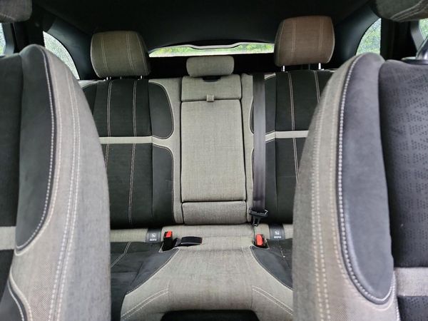 2019 LAND ROVER RANGE ROVER VELAR R-Dynamic SE
