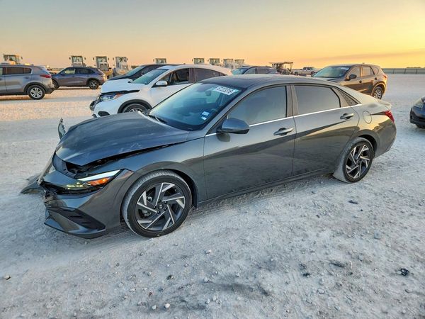 2025 HYUNDAI ELANTRA