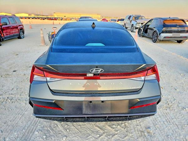 2025 HYUNDAI ELANTRA