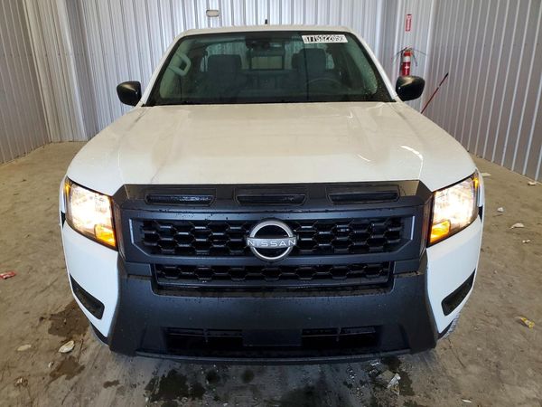 2025 NISSAN FRONTIER