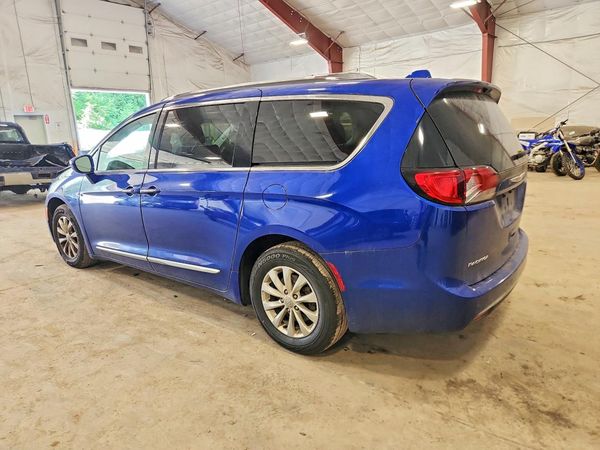 2019 CHRYSLER PACIFICA