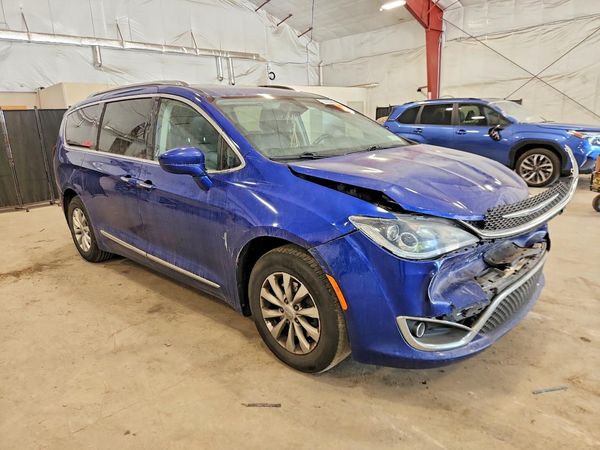 2019 CHRYSLER PACIFICA