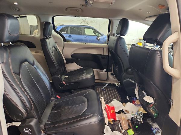 2019 CHRYSLER PACIFICA